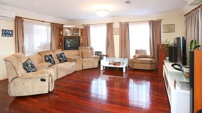Sheriff selling $630,000 Braybrook house for $1,000 had duty to obtain fair price, court told