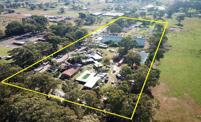 Penrith working chicken farm for sale