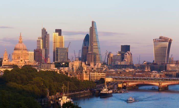 London estate agents turn blind eye to suspicious, offshore property purchasing