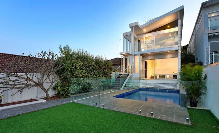 Sydney Swans Luke Parker lists Malabar investment