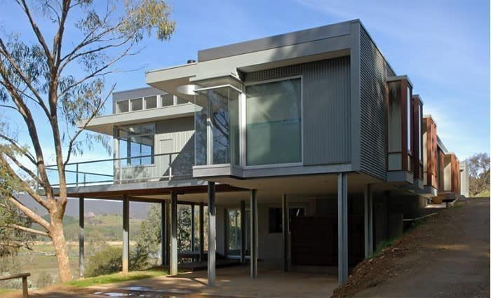 Lake Eildon home worthy of the 100 Dream Houses from Downunder
