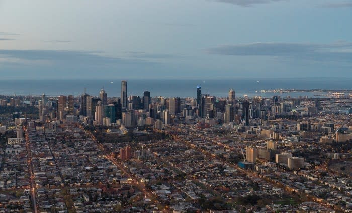 Melbourne sees biggest quarterly dwelling price drop: CoreLogic