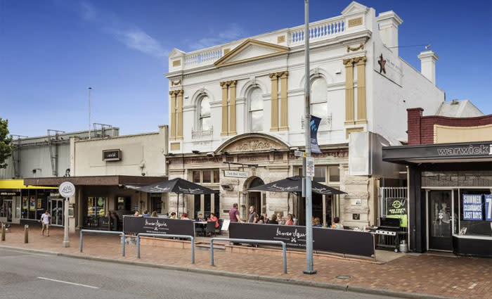 Mornington's Bay Hotel offered with lease through to 2041