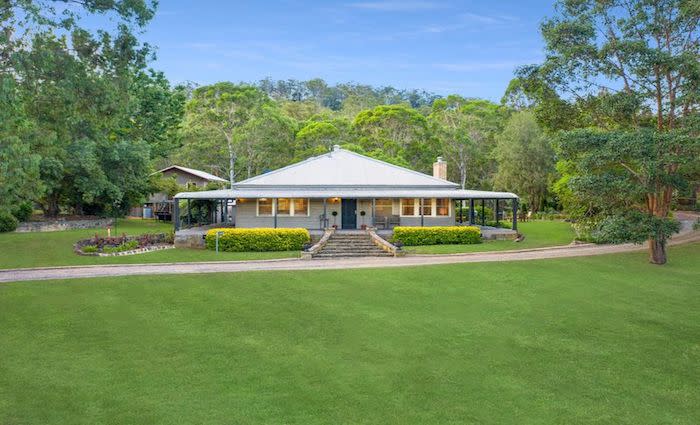 Cedars Mount View, Hunter Valley trophy farmhouse listed 