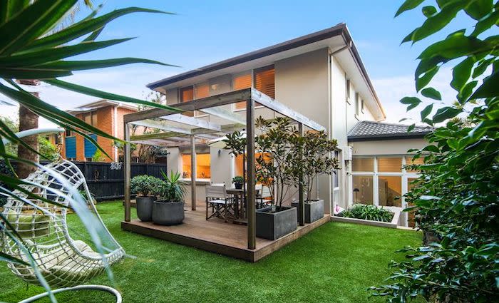 Channel 7 Sunrise presenter Sam Armytage sells North Bondi home for around $3.2 million