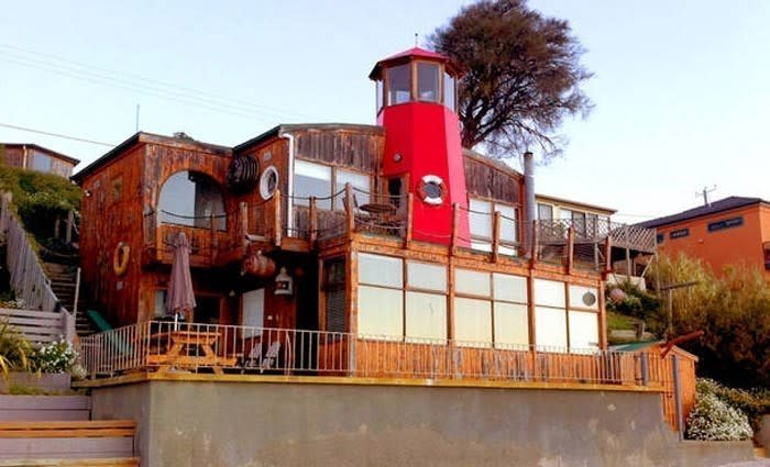 Five holiday rentals with lighthouse style