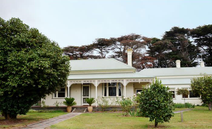Monomeith Park, Pakenham listed by Bourke family