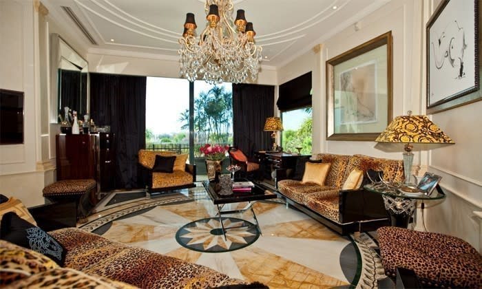 Geoffrey and Brynne Edelsten's former Palazzo Versace apartment passed in