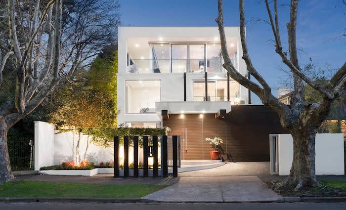 Prahran resort-style trophy home sold at online auction