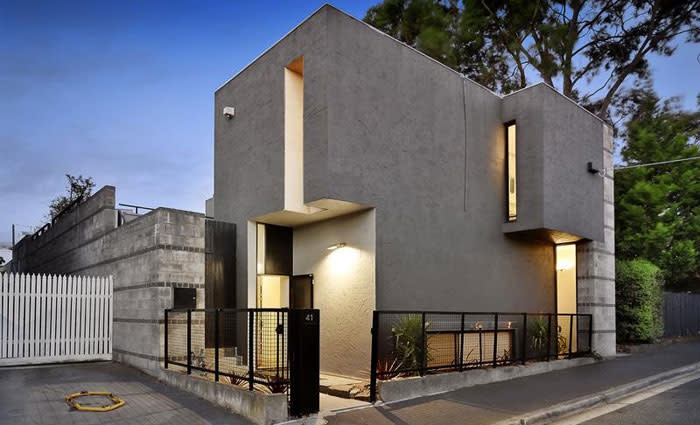 Wheeler House, Richmond wheeled out again but with much lower price expectations