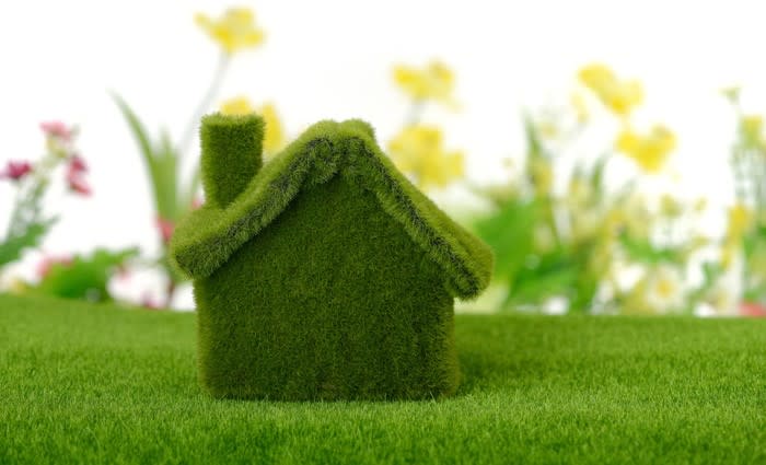 YIP editor cautions on spring property market exuberance
