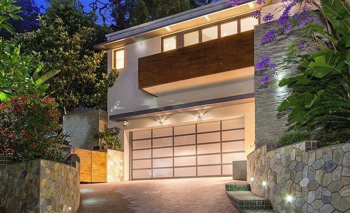 Australian cricket star Mitchell Starc lists in Mosman