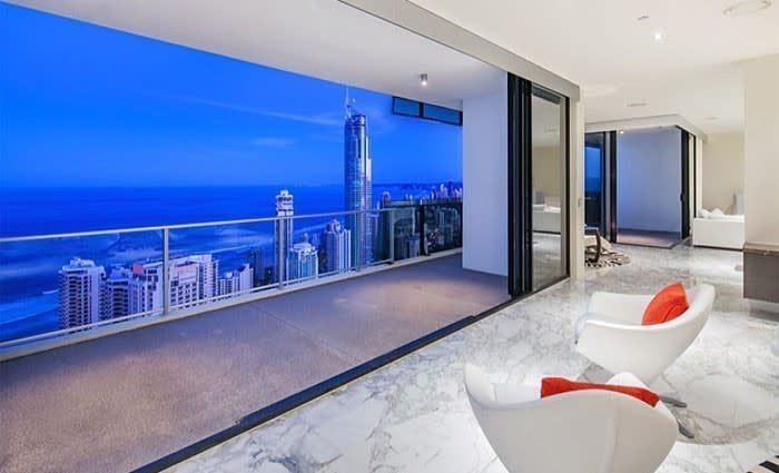 Circle on Cavill, Surfers Paradise price plunge for Russian billionaire