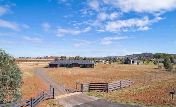 What can investors find in Tamworth's high end market? HTW residential