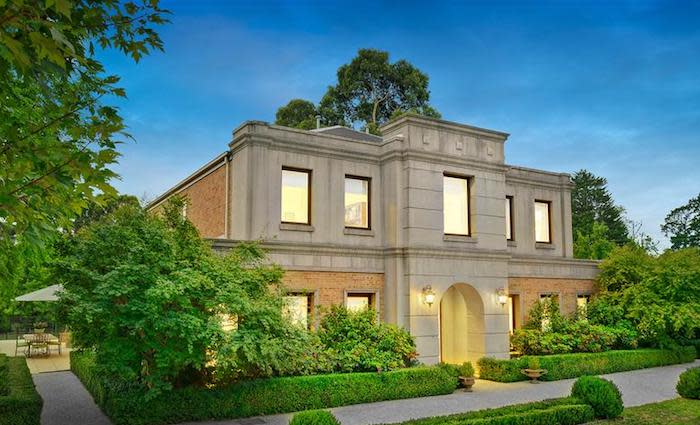 Templestowe Golden Mile trophy home sold for $3.69 million