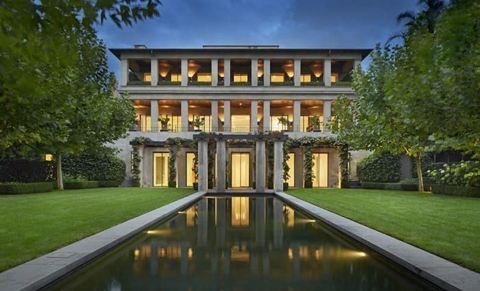 Towers Road, Toorak trophy home sale comes in at $18.55 million