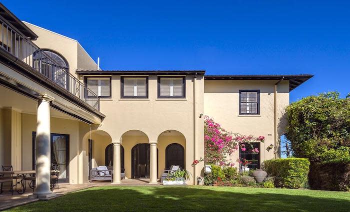 Vaucluse harbourside trophy house to go under the hammer