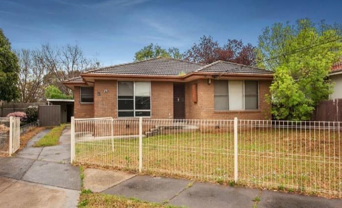 Werribee $256,000 sale Melbourne weekend's cheapest result