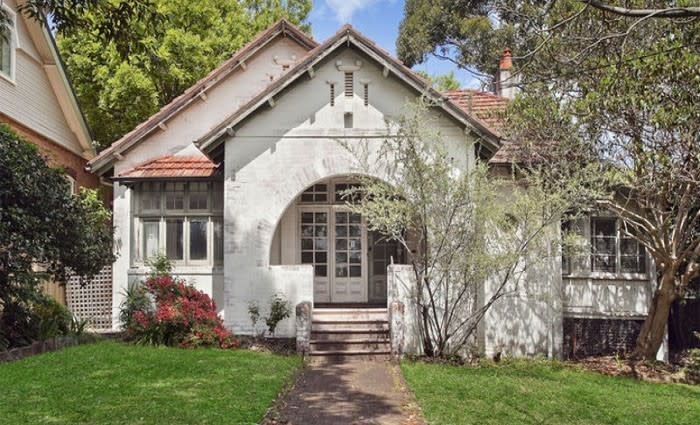 Wollstonecraft home of Ted Hopkins, the late Mr Luna Park listed