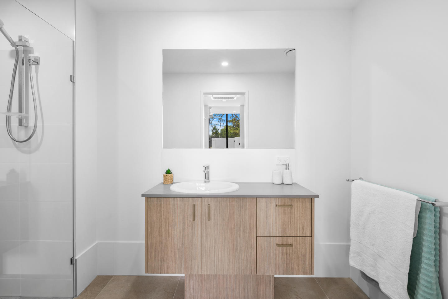 Woodtree Residences