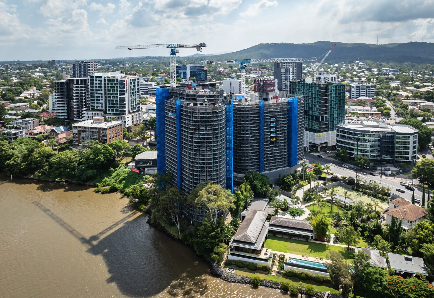 Cons Prop & Hutchies top out Monarch Residences in Toowong