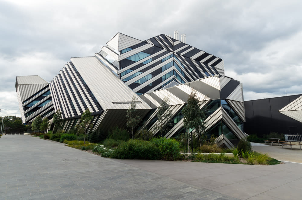 Student apartments for under $500k close to Monash University campuses