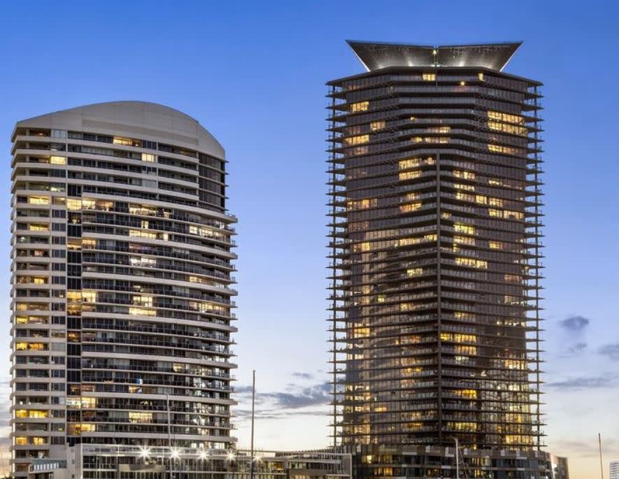 Yarra's Edge, Docklands trophy apartment sold for $1.75 million