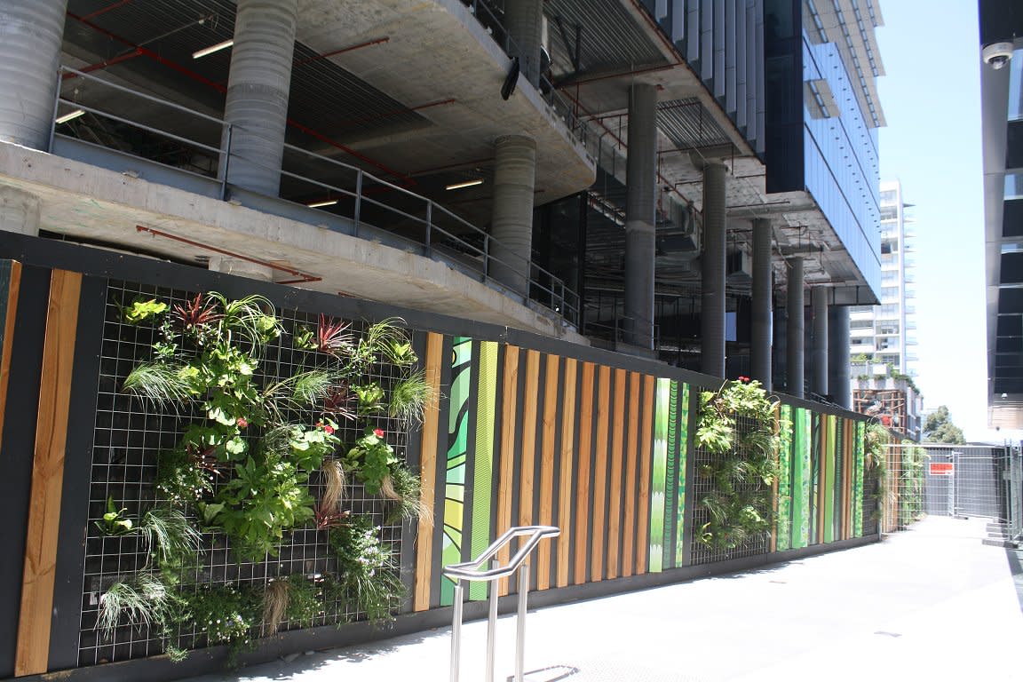 There's nothing wrong with a green wall