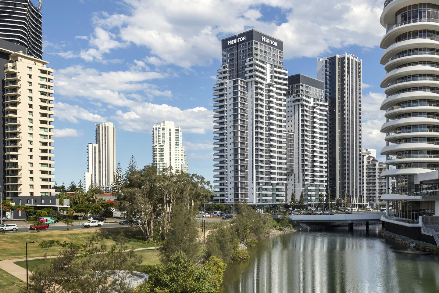 Meriton Suites Broadbeach