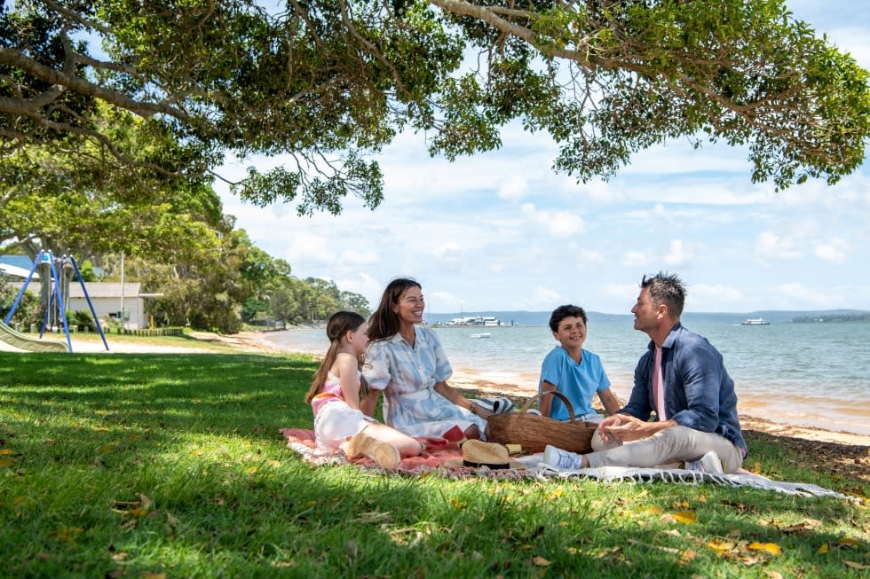 Suburb Property Profile: Redland Bay, QLD 4165