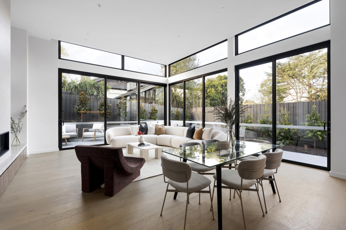 Threadneedle, Balwyn Threadneedle, Balwyn