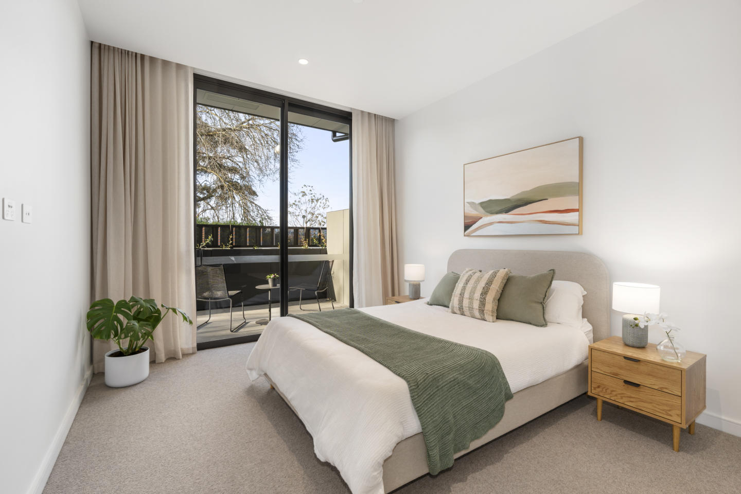 Threadneedle, Balwyn Threadneedle, Balwyn