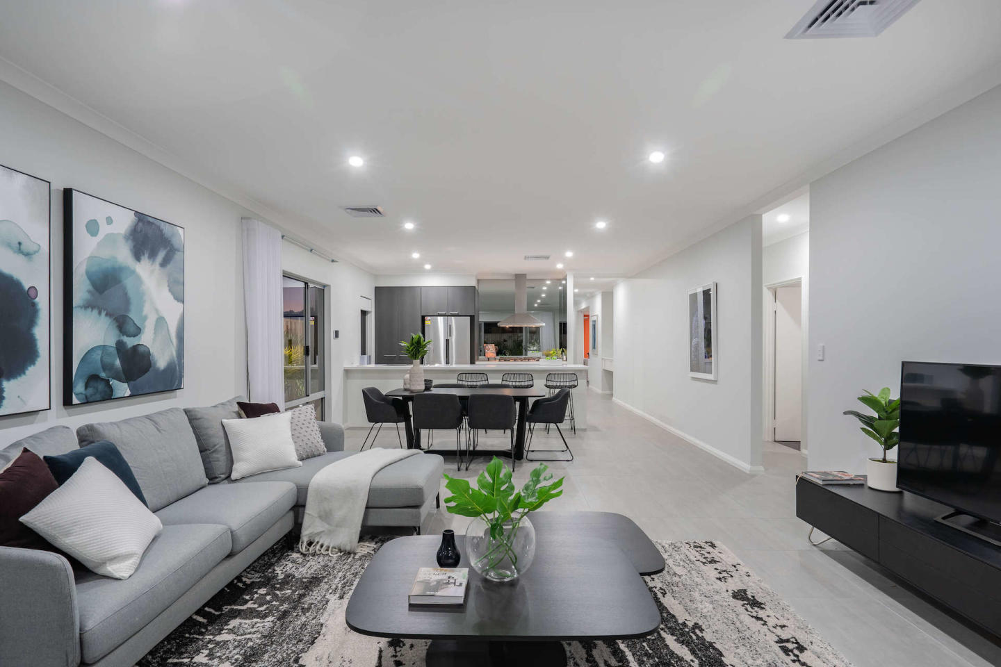 Zircon Living, WA