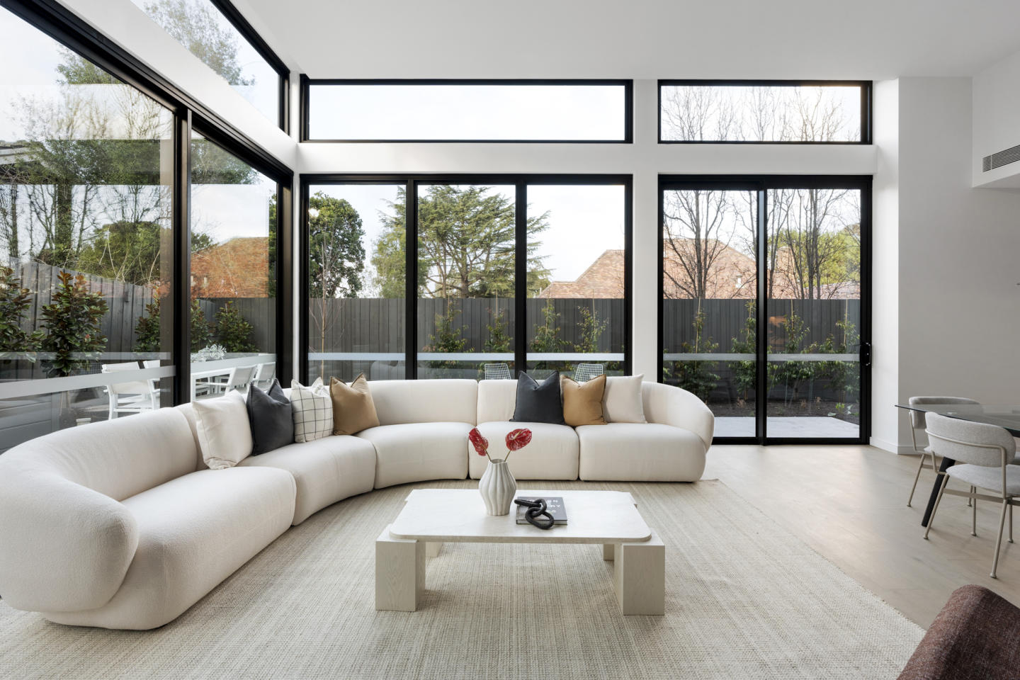 Threadneedle, Balwyn Threadneedle, Balwyn