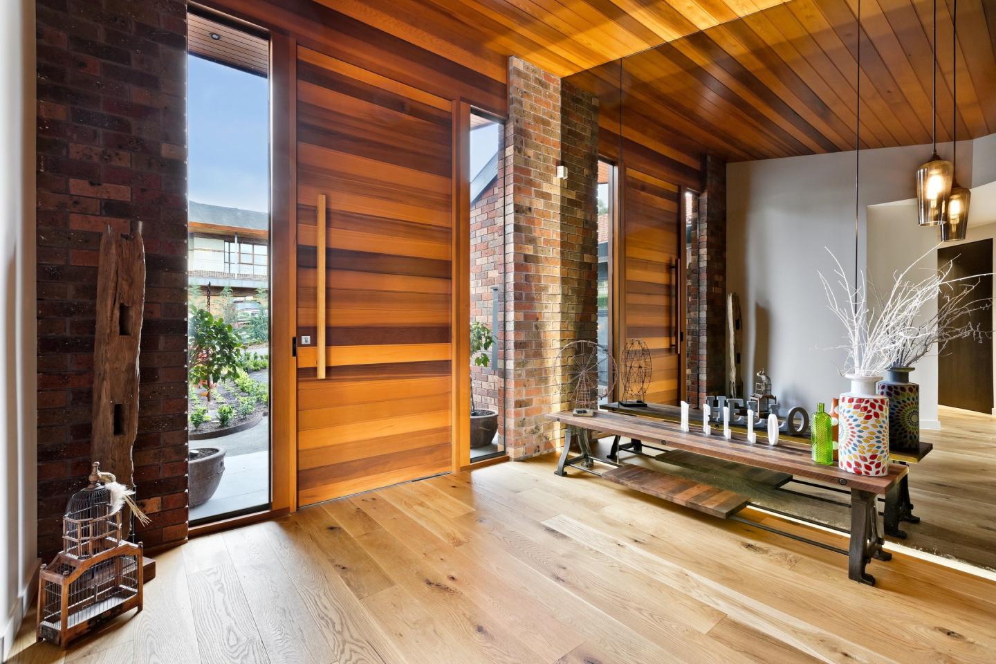 Edgebuild, VIC Edgebuild, VIC