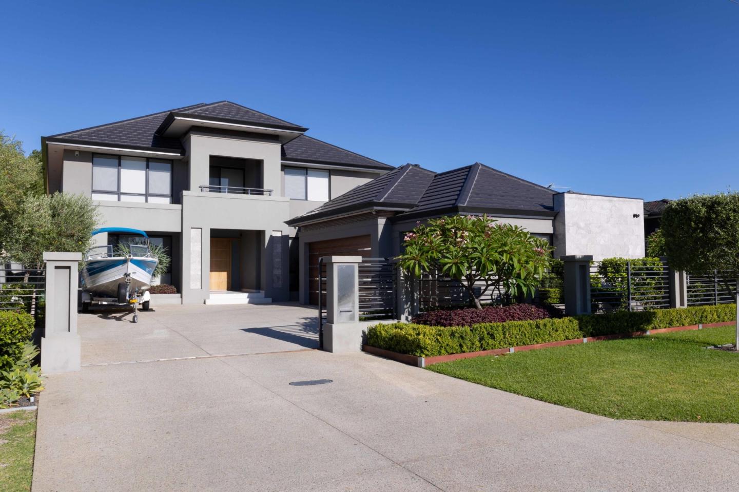 Domination Homes, WA Domination Homes, WA