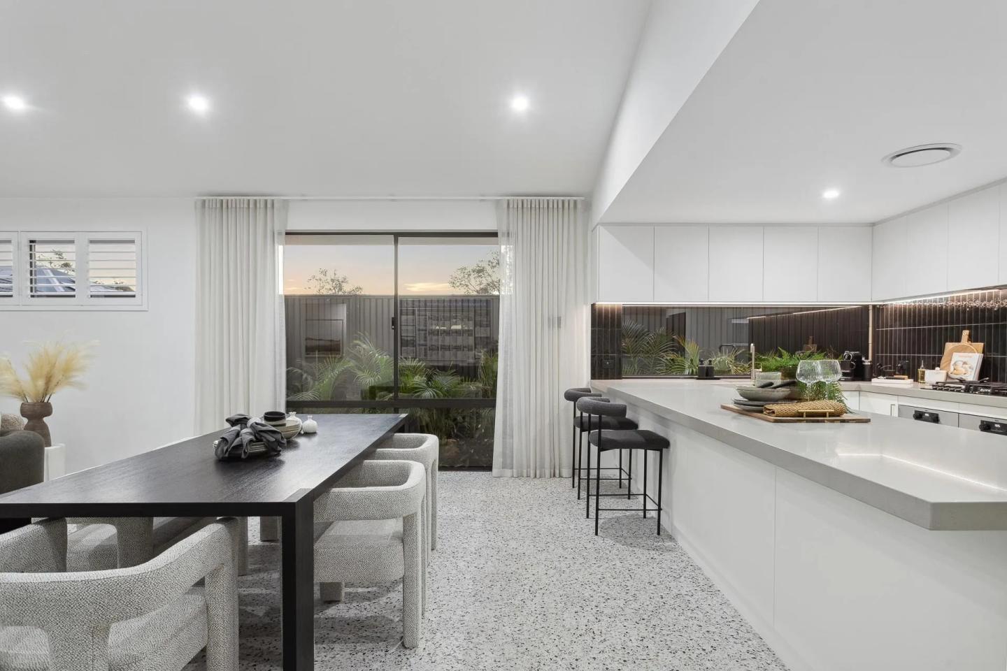 Ross North Homes, WA