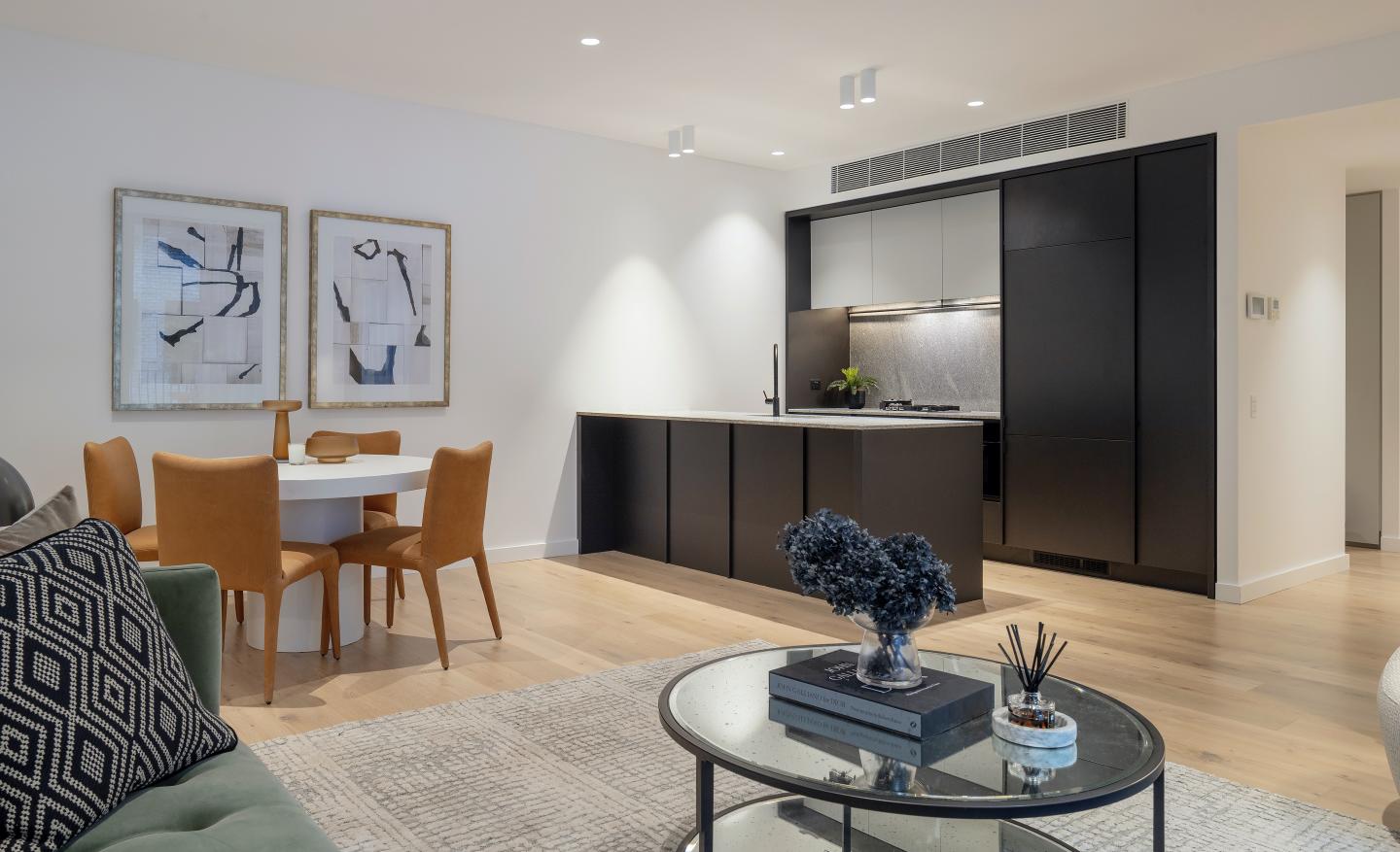Whitton Lane, Bondi Junction