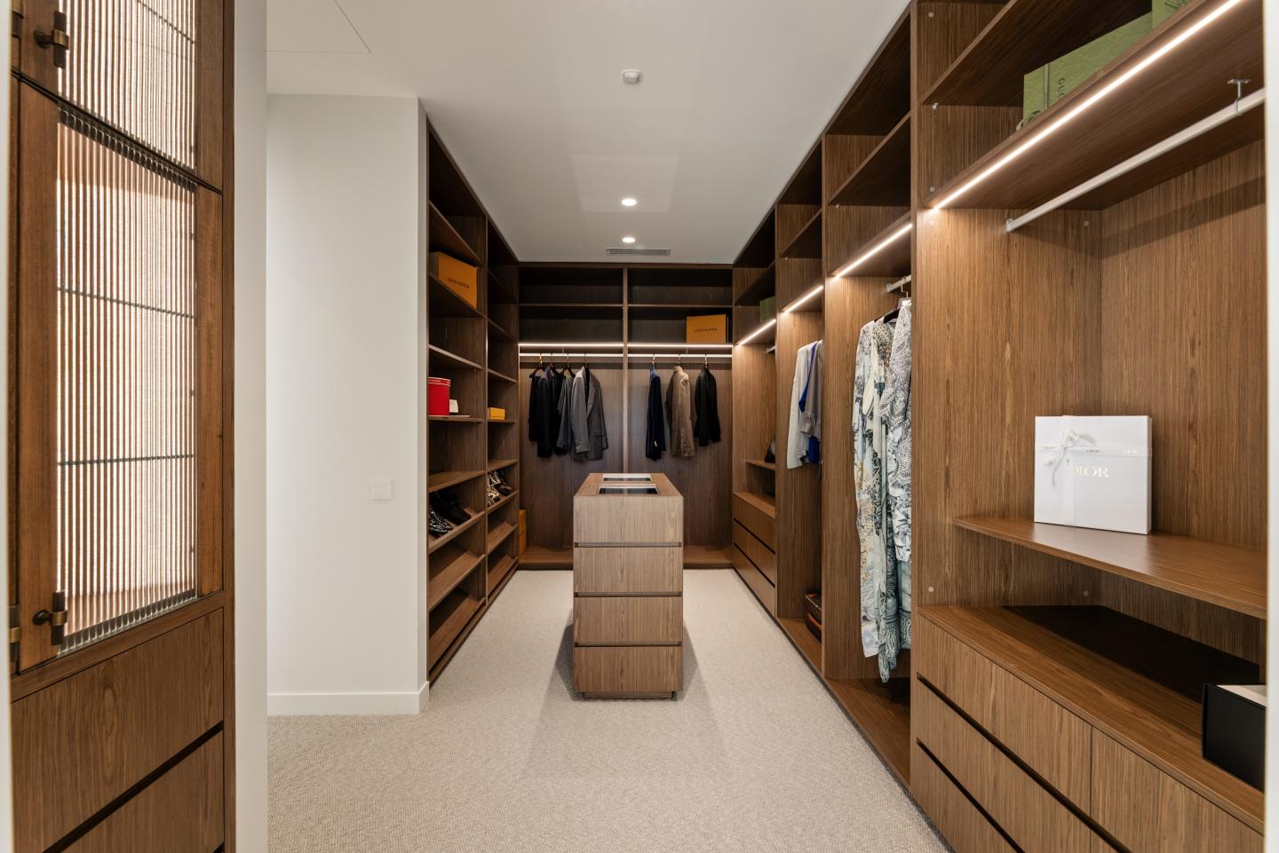 The Mantaray Marina | Residences