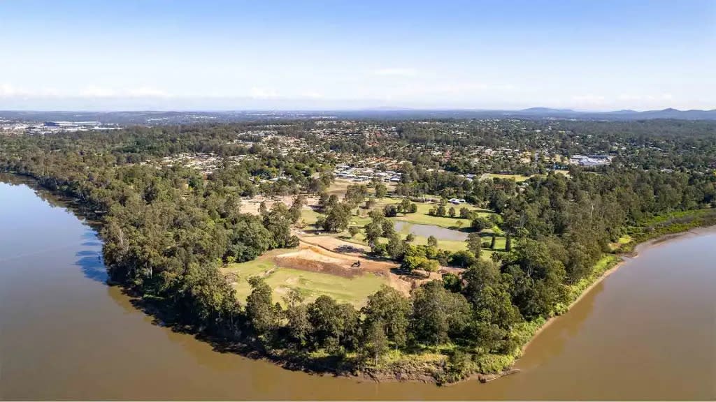 Country Club Estate - Moggill Country Club Estate - Moggill
