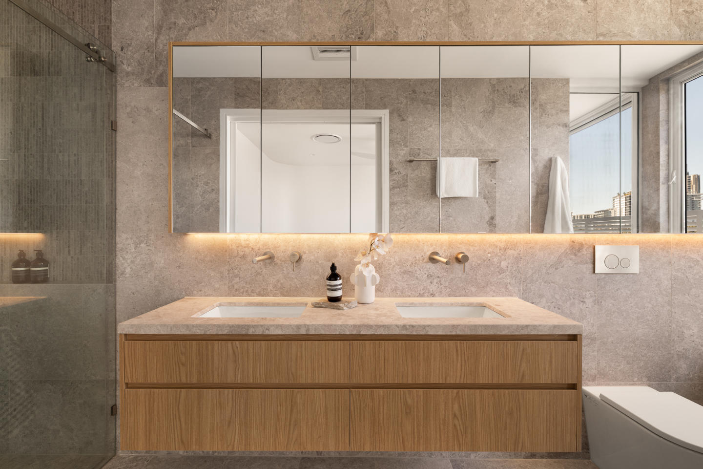 Hillview Collection, Bowen Hills Hillview Collection, Bowen Hills