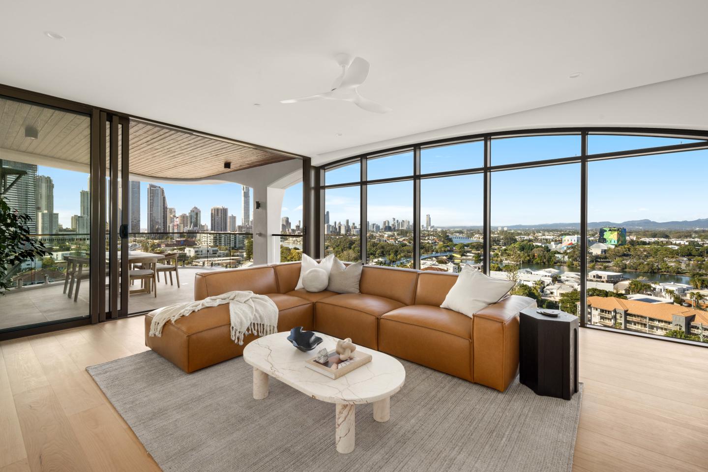 Greenwich, Surfers Paradise Greenwich, Surfers Paradise