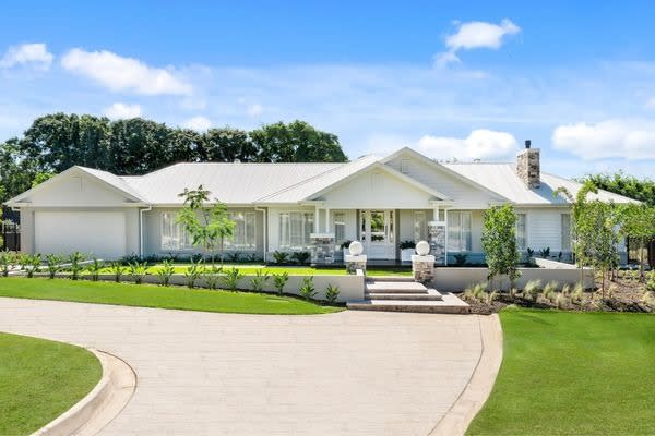 Bridgeman Hilltop Estate - Bridgeman Downs