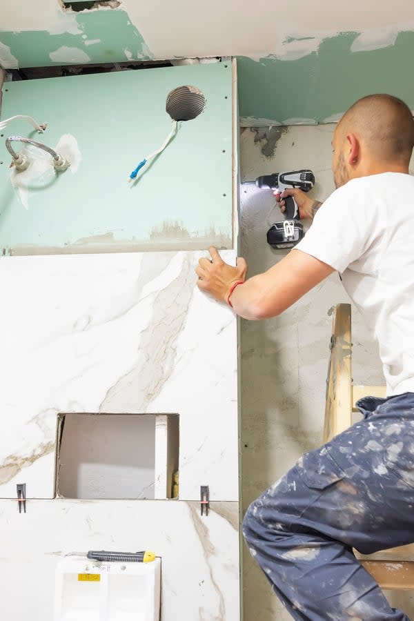 Budget Bathroom Renovation Tips