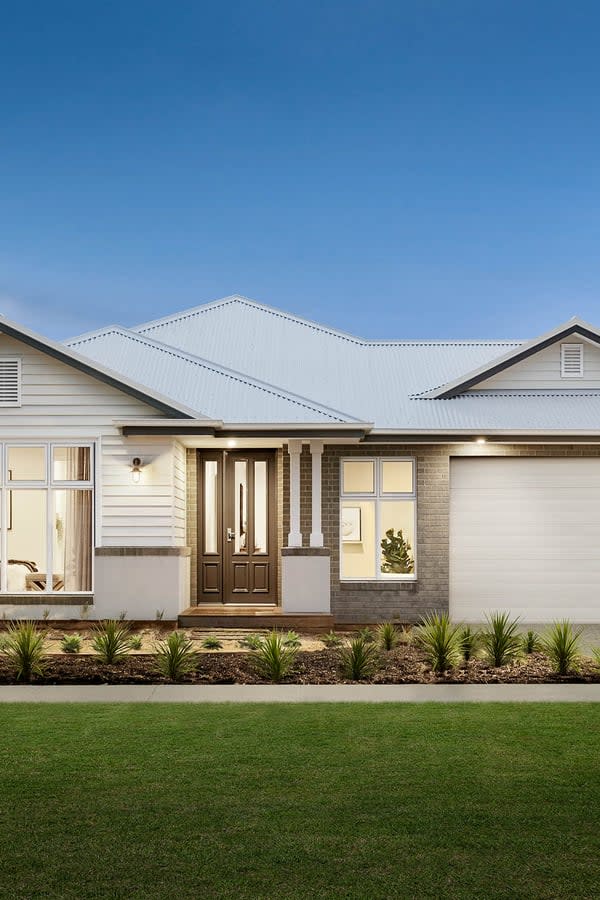 Beachwood Homes Wins HIA Best Display Home Award for 'Modern Australian Farmhouse'