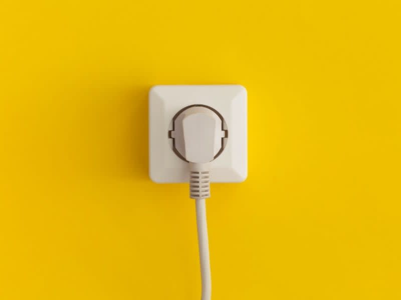10 Easy Ways to Save on Household Bills