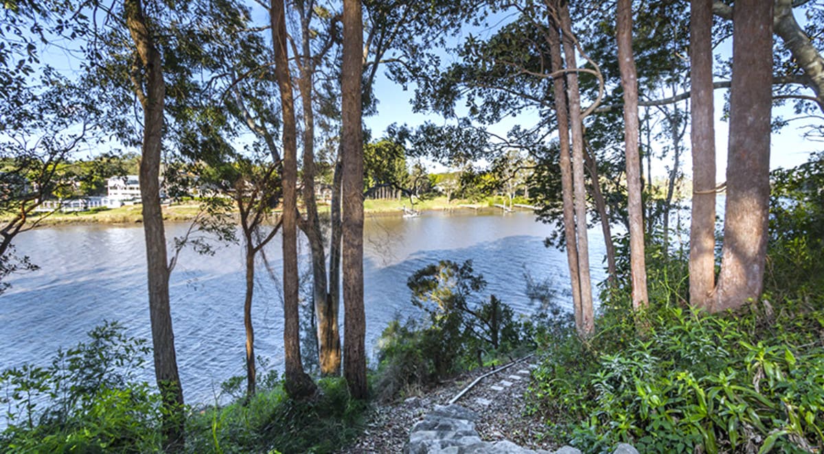 Suburb Profile: Fig Tree Pocket, QLD 4069