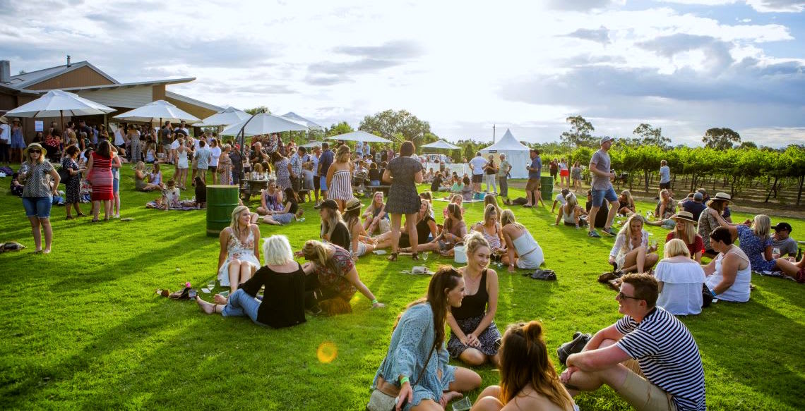 Suburb Property Profile: Moama, NSW 2731