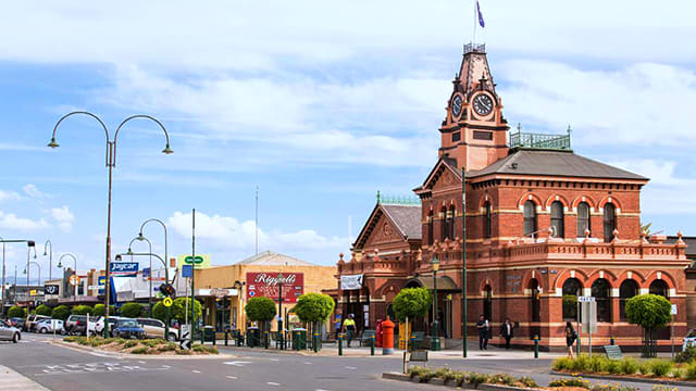 Suburb Property Profile: Traralgon, VIC 3844