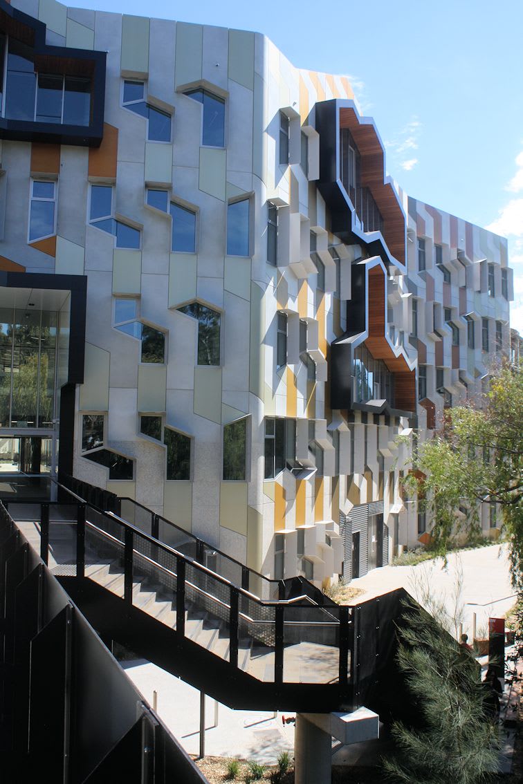 In focus: Sylvia Walton Building @ La Trobe University